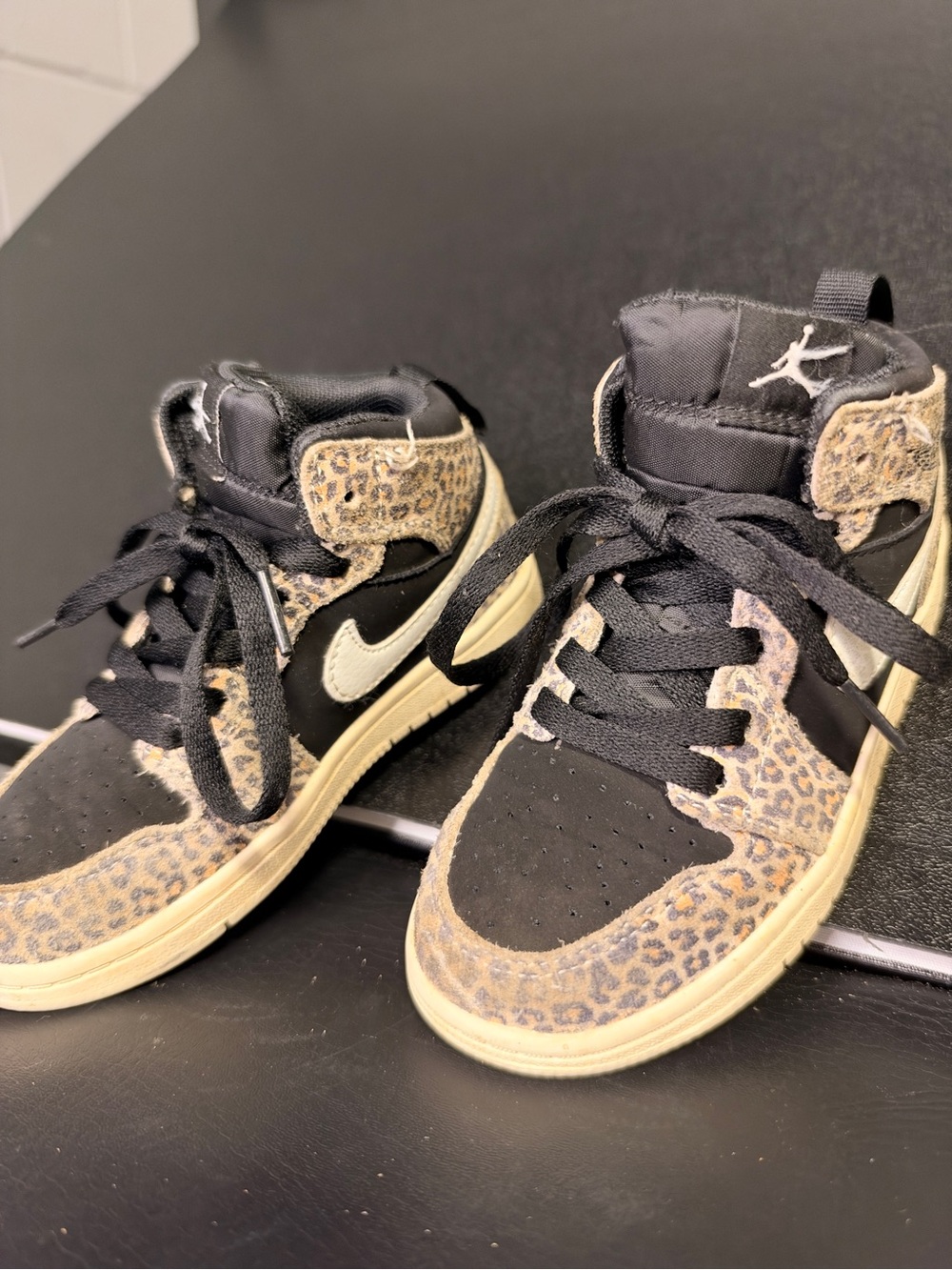 Air Jordan 1 Mid SE Cheetah Leopard Black Tan Kids Sneakers Size 11C